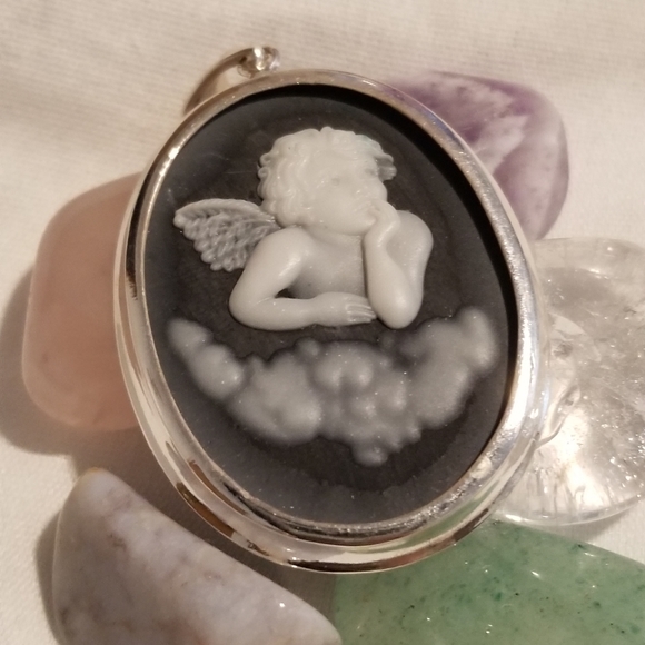 *Vintage Angel Carved Black Onyx Cameo - Picture 3 of 5